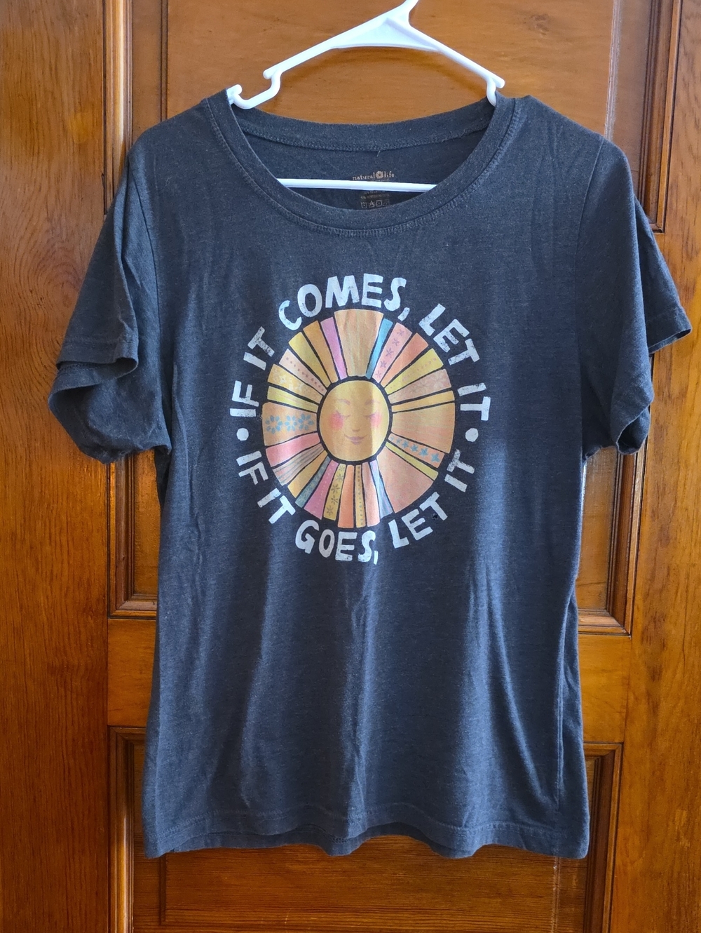NATURAL LIFE Charcoal Short-Sleeve Tee with Sun Graphic